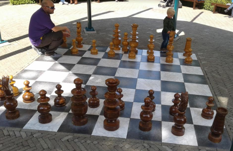 amst_3_chess