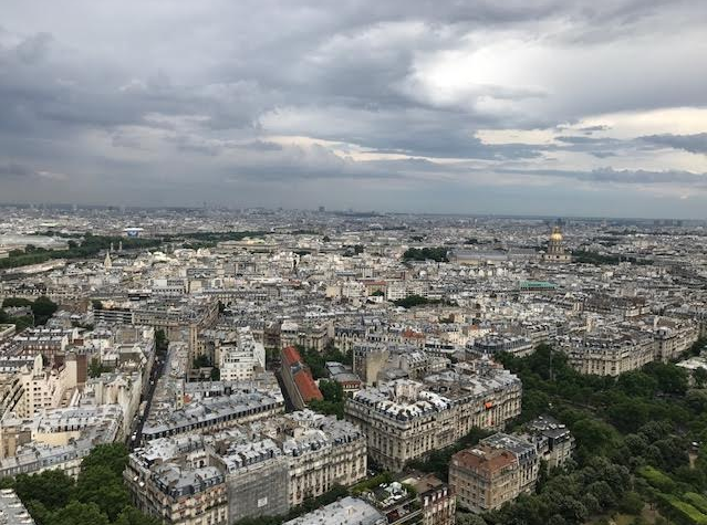 paris_tower_suburbs